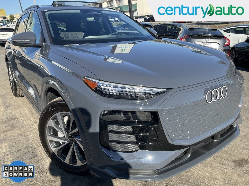 2025 Audi Q6 e-tron quattro Premium Plus