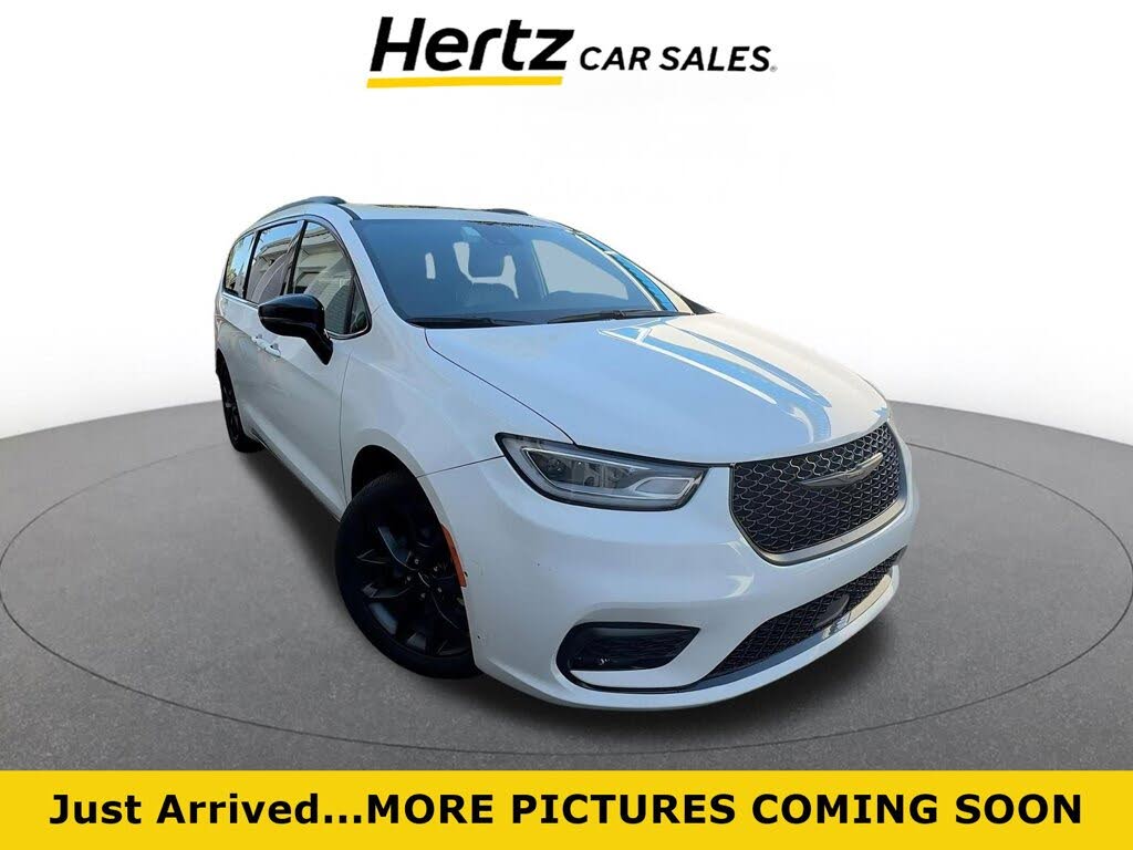 2025 Chrysler Pacifica Limited FWD