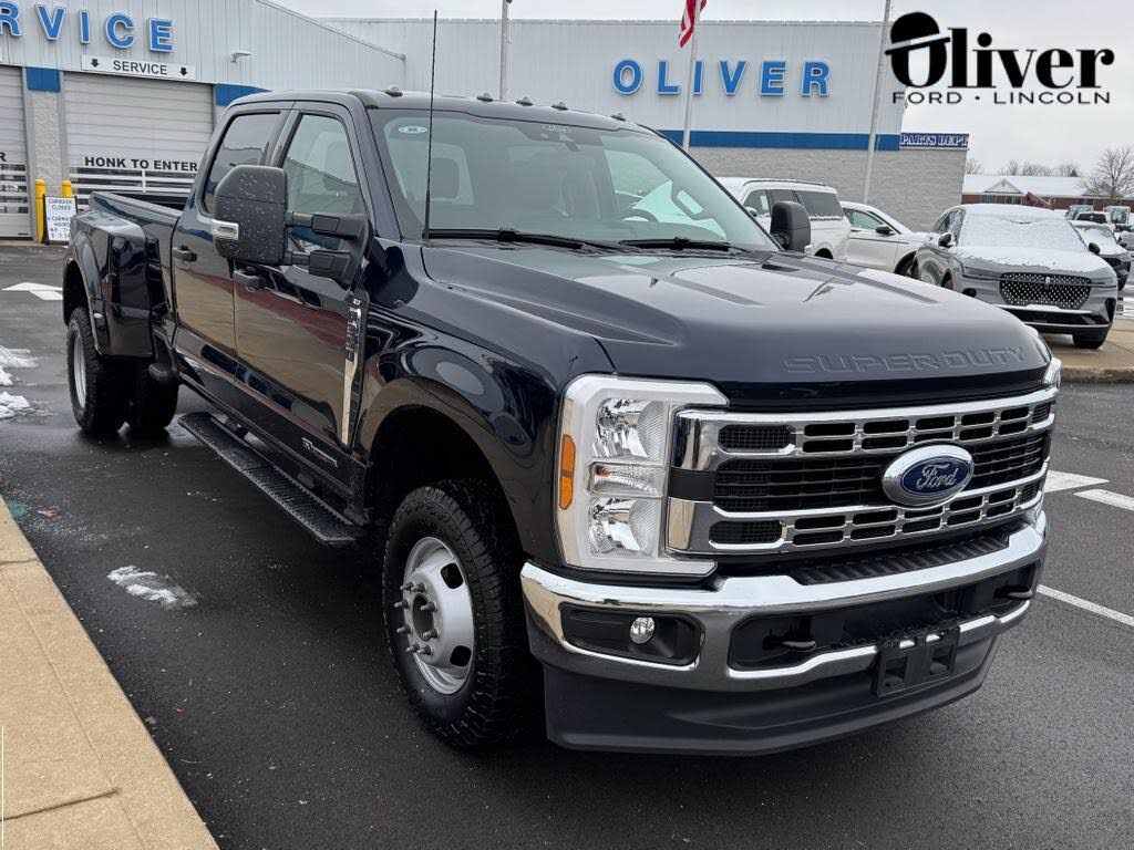 2025 Ford F-350 Super Duty XLT Crew Cab LB DRW 4WD