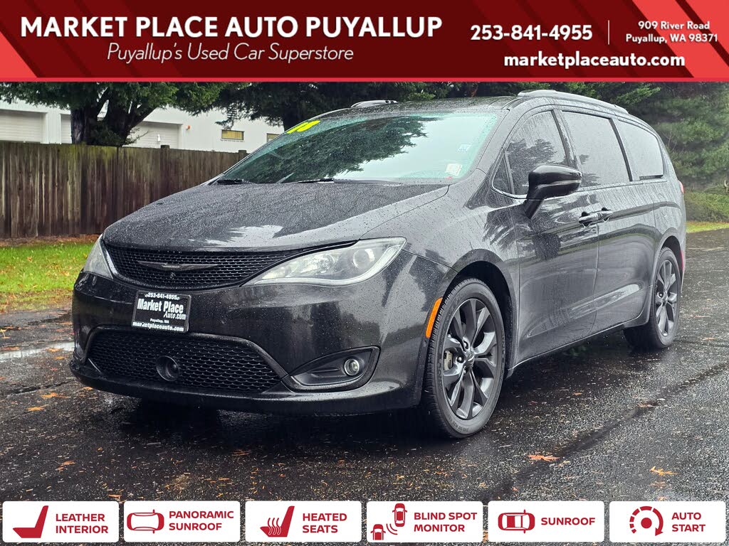 2018 Chrysler Pacifica Limited FWD