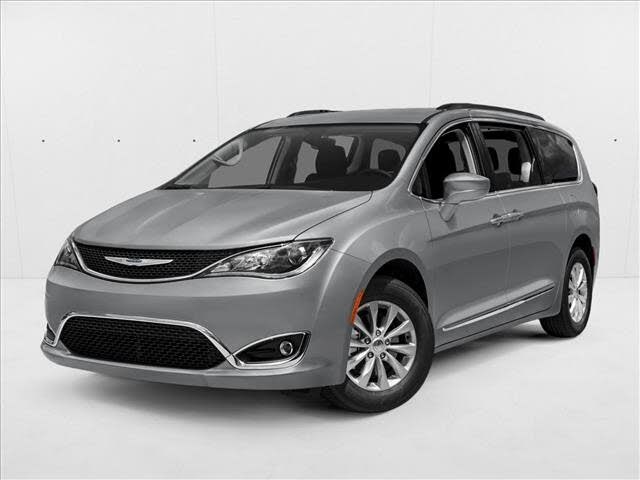 2019 Chrysler Pacifica Touring Plus FWD