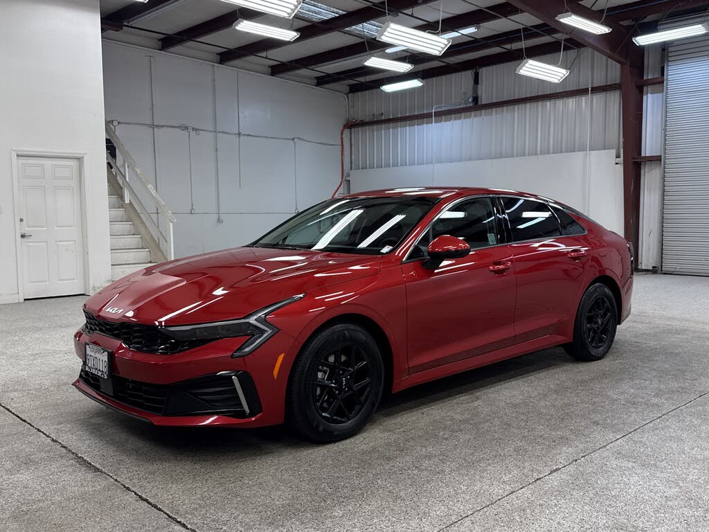 2025 Kia K5 LXS FWD