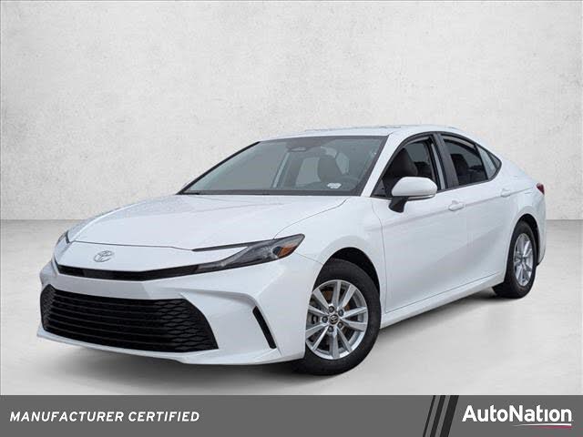 2025 Toyota Camry LE FWD