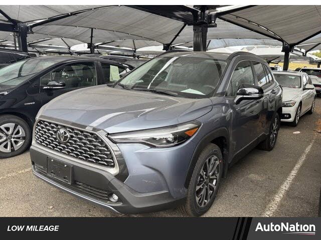 2025 Toyota Corolla Cross XLE AWD