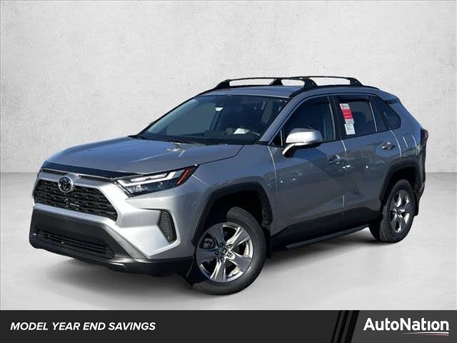2025 Toyota RAV4 XLE FWD