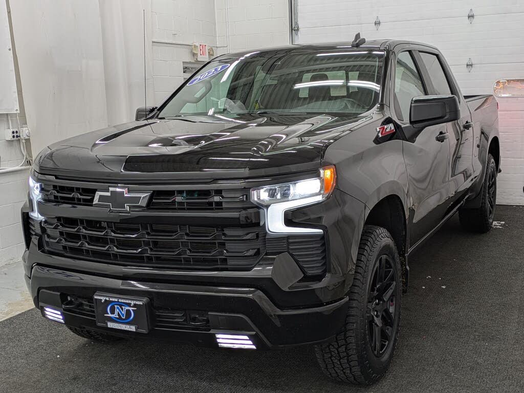2023 Chevrolet Silverado 1500 RST Crew Cab 4WD