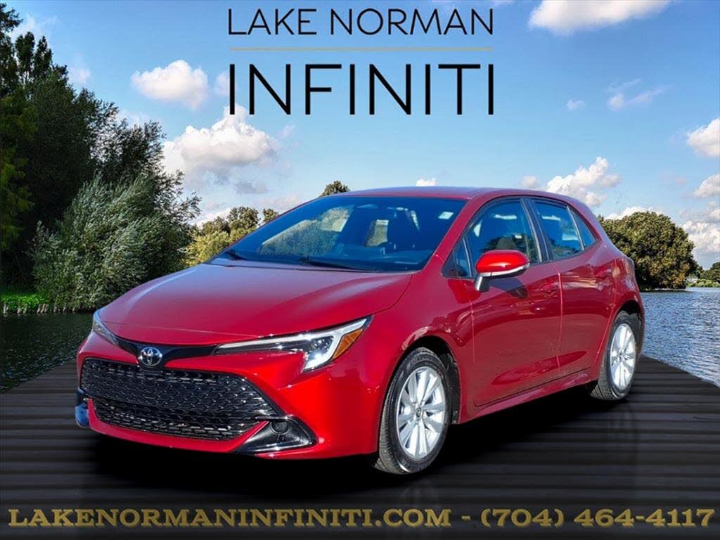 2023 Toyota Corolla Hatchback SE FWD