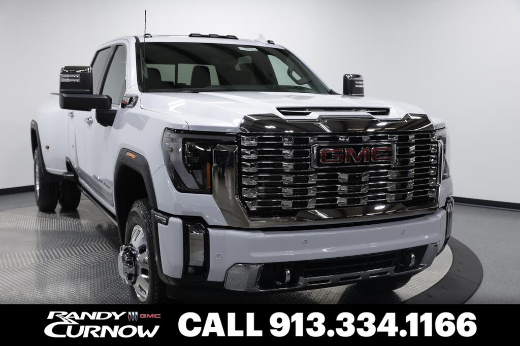 2026 GMC Sierra 3500HD Denali Crew Cab 4WD
