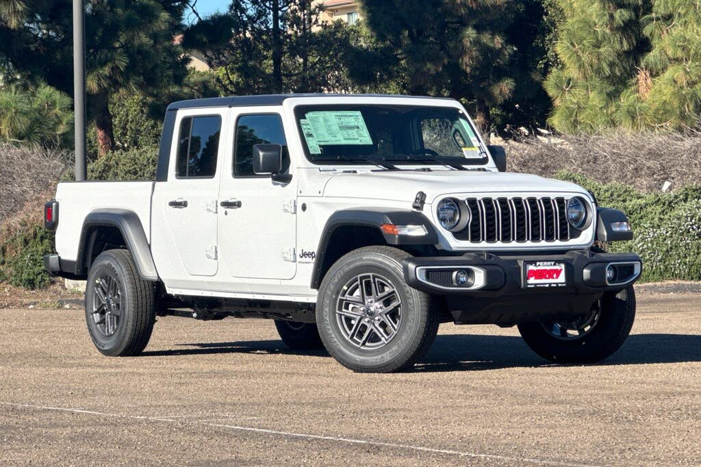 2026 Jeep Gladiator Sport S Crew Cab 4WD