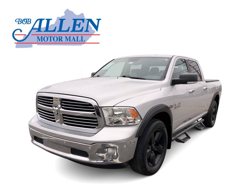 2016 RAM 1500 SLT Crew Cab 4WD