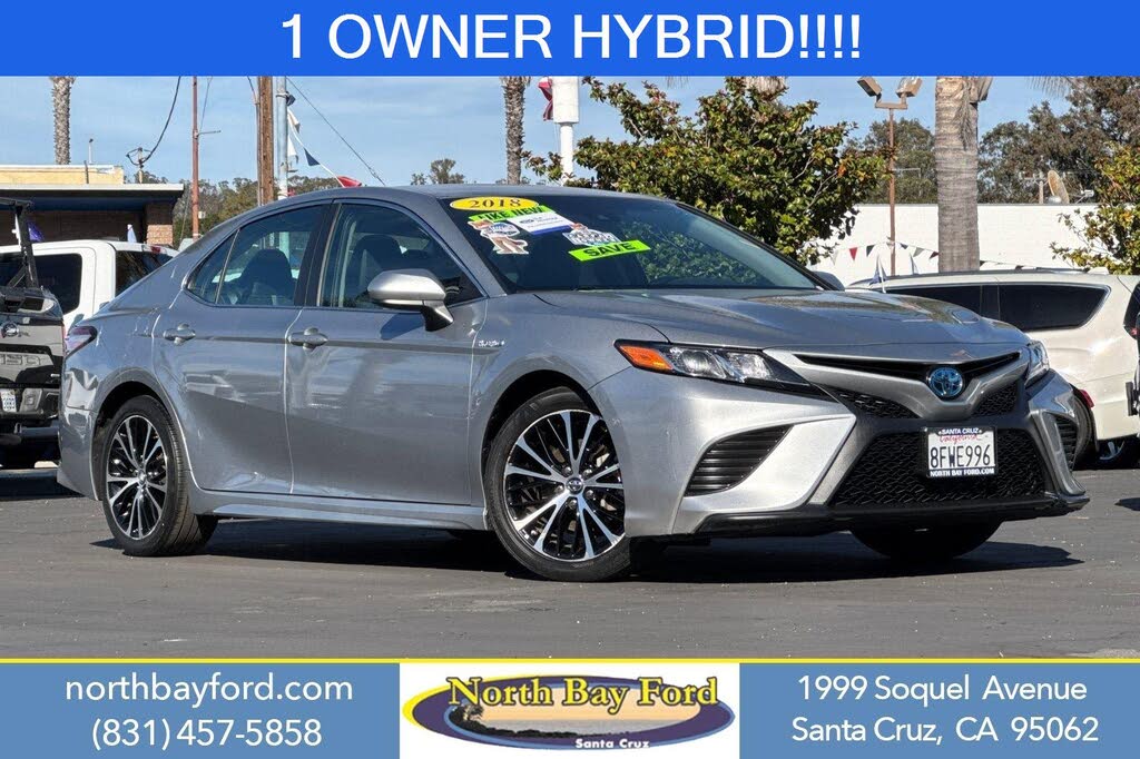 2018 Toyota Camry Hybrid SE FWD