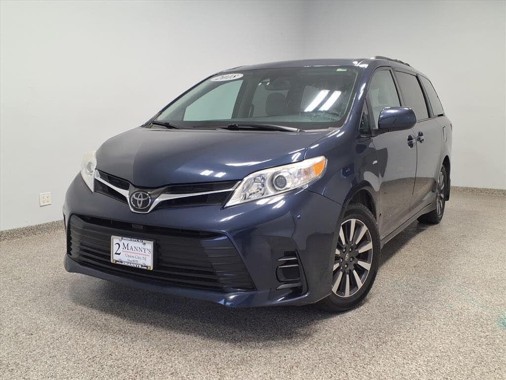 2018 Toyota Sienna LE 7-Passenger AWD