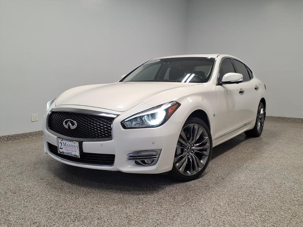 2019 INFINITI Q70 3.7 Luxe AWD
