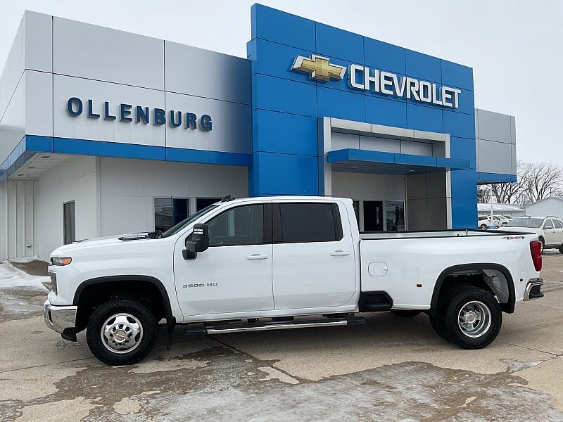 2024 Chevrolet Silverado 3500HD LT Crew Cab 4WD