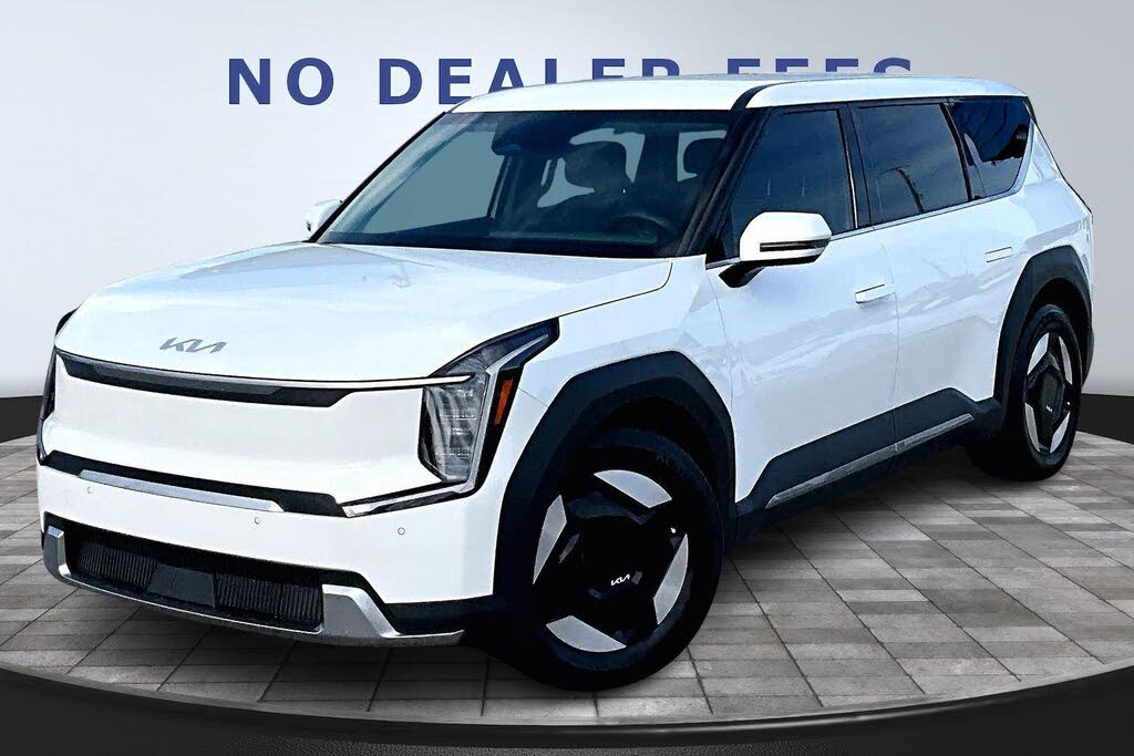 2024 Kia EV9 Light Long Range RWD