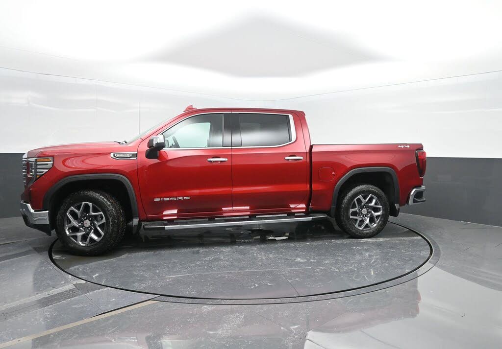 2026 GMC Sierra 1500 SLT Crew Cab 4WD
