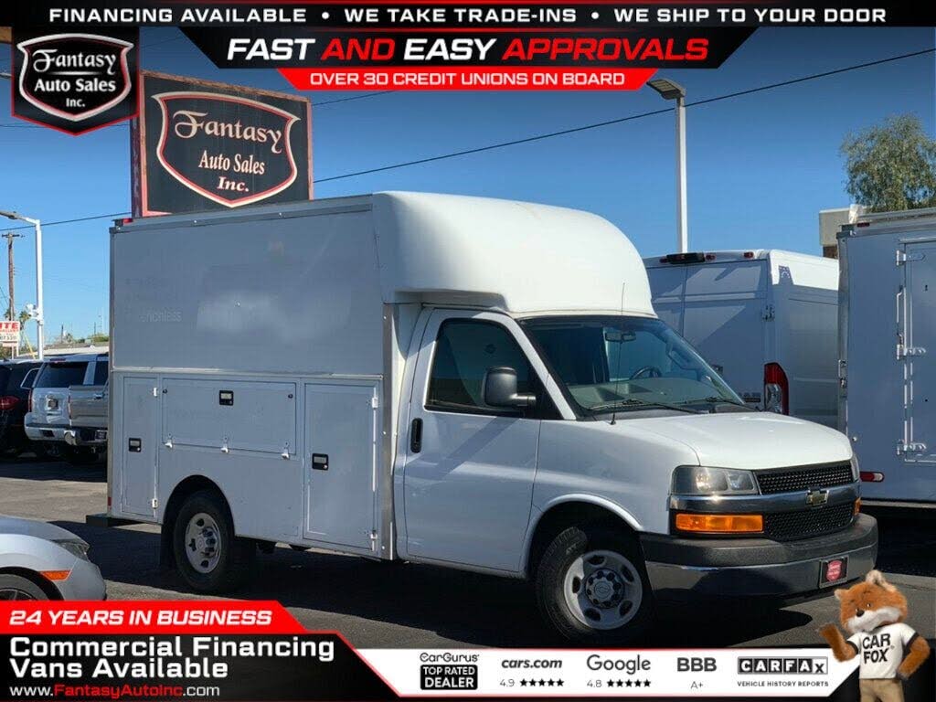 2017 Chevrolet Express Chassis 3500 139 Cutaway RWD