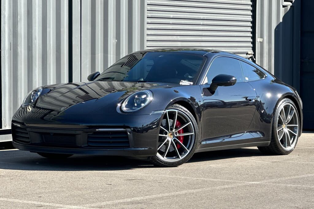 2024 Porsche 911 Carrera S Coupe RWD