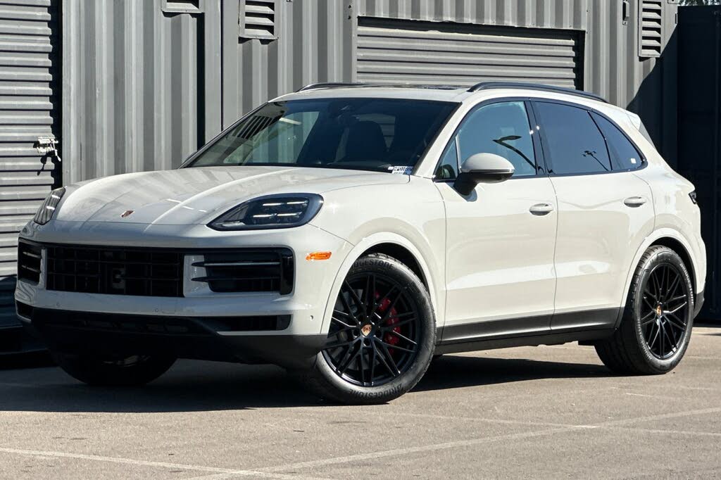 2026 Porsche Cayenne S AWD