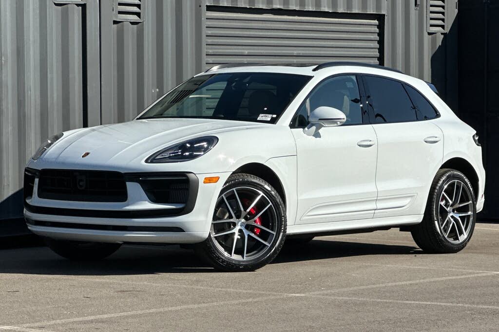 2026 Porsche Macan S AWD