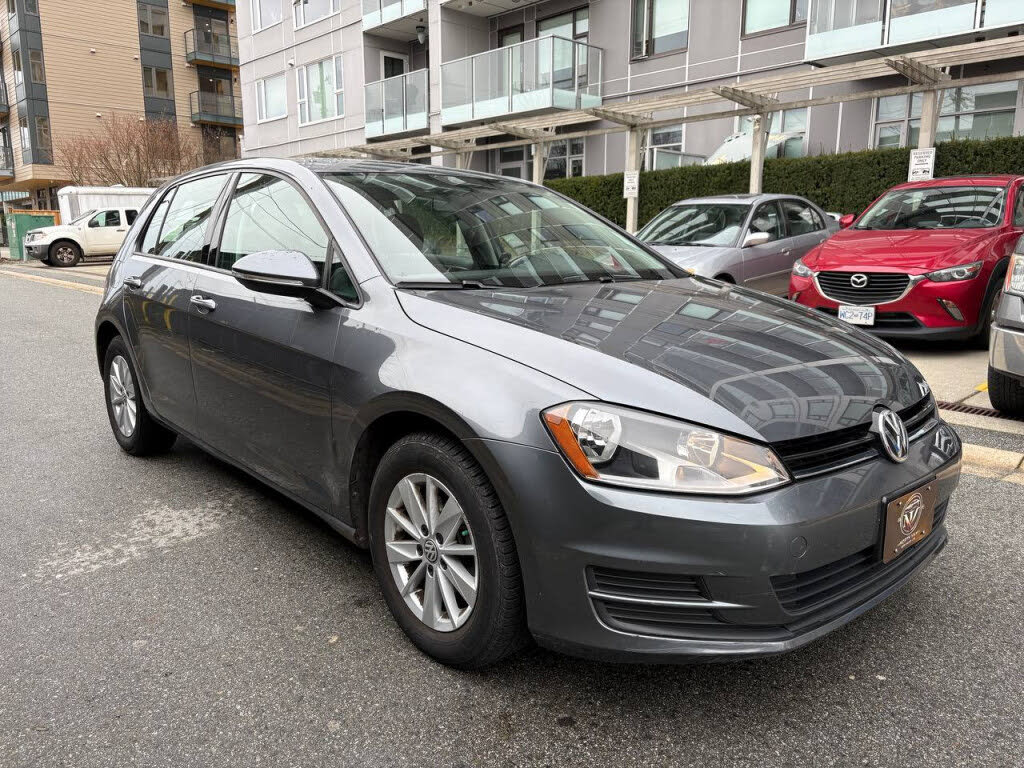 Volkswagen Golf TSI SE 4-Door FWD 2016