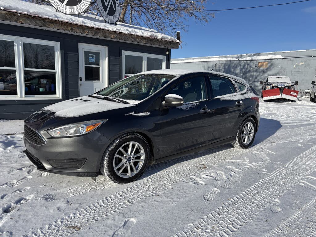 2016 Ford Focus SE Hatchback