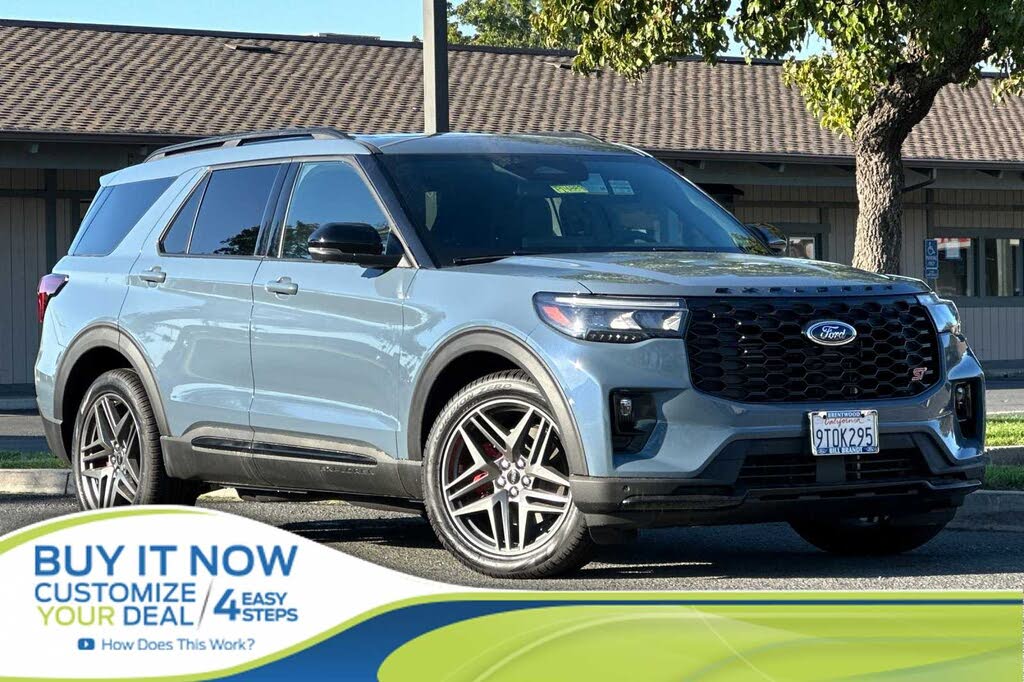 2025 Ford Explorer ST AWD