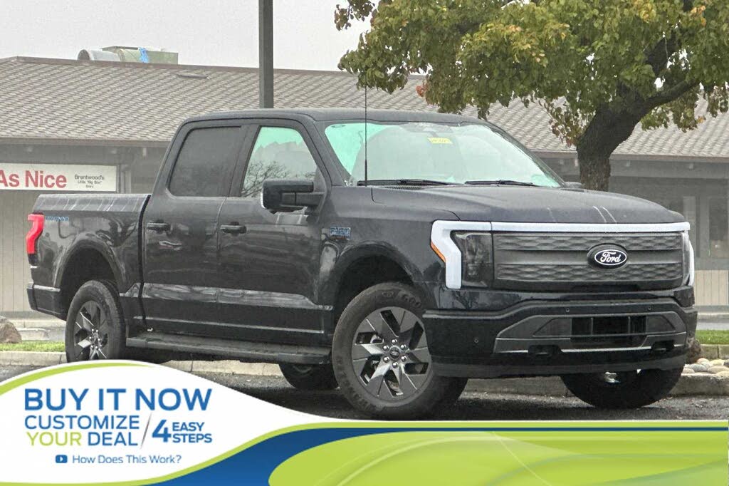 2025 Ford F-150 Lightning Lariat SuperCrew AWD
