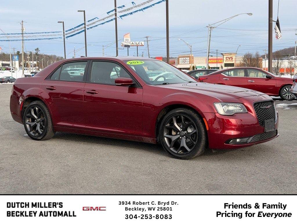 2023 Chrysler 300 S V6 RWD