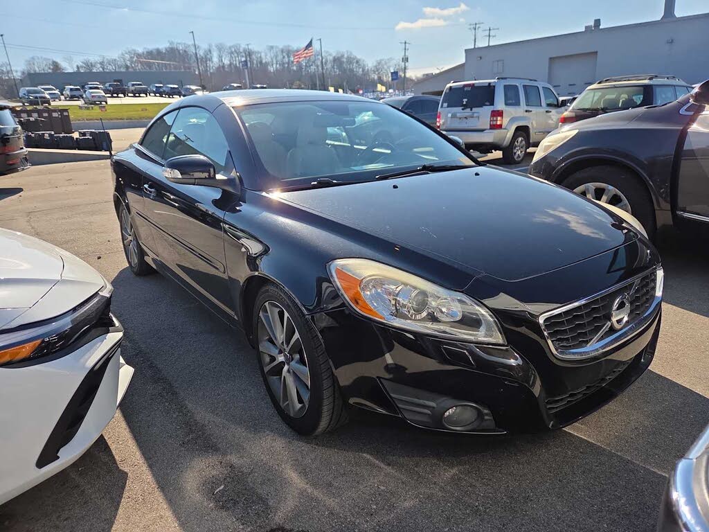2011 Volvo C70 T5