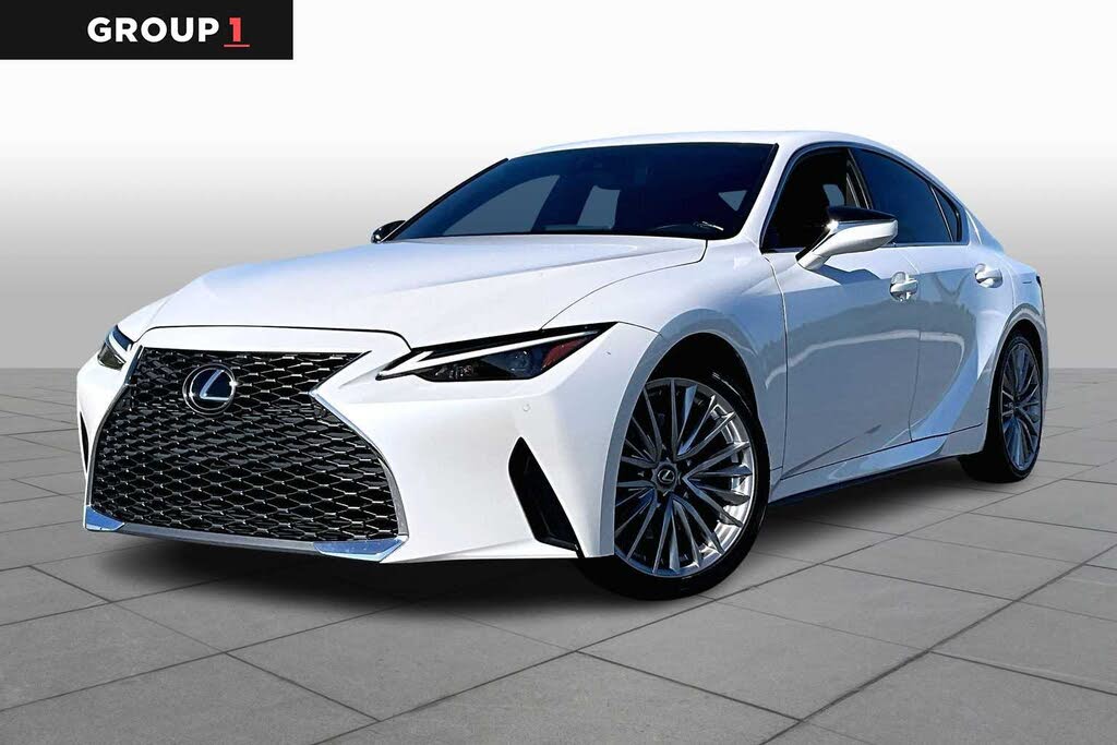 2022 Lexus IS 300 RWD