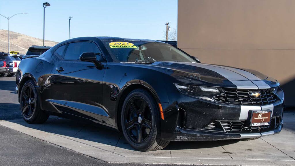 2023 Chevrolet Camaro 1LT Coupe RWD