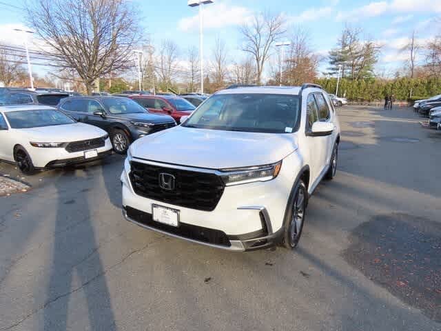 2023 Honda Pilot Touring AWD