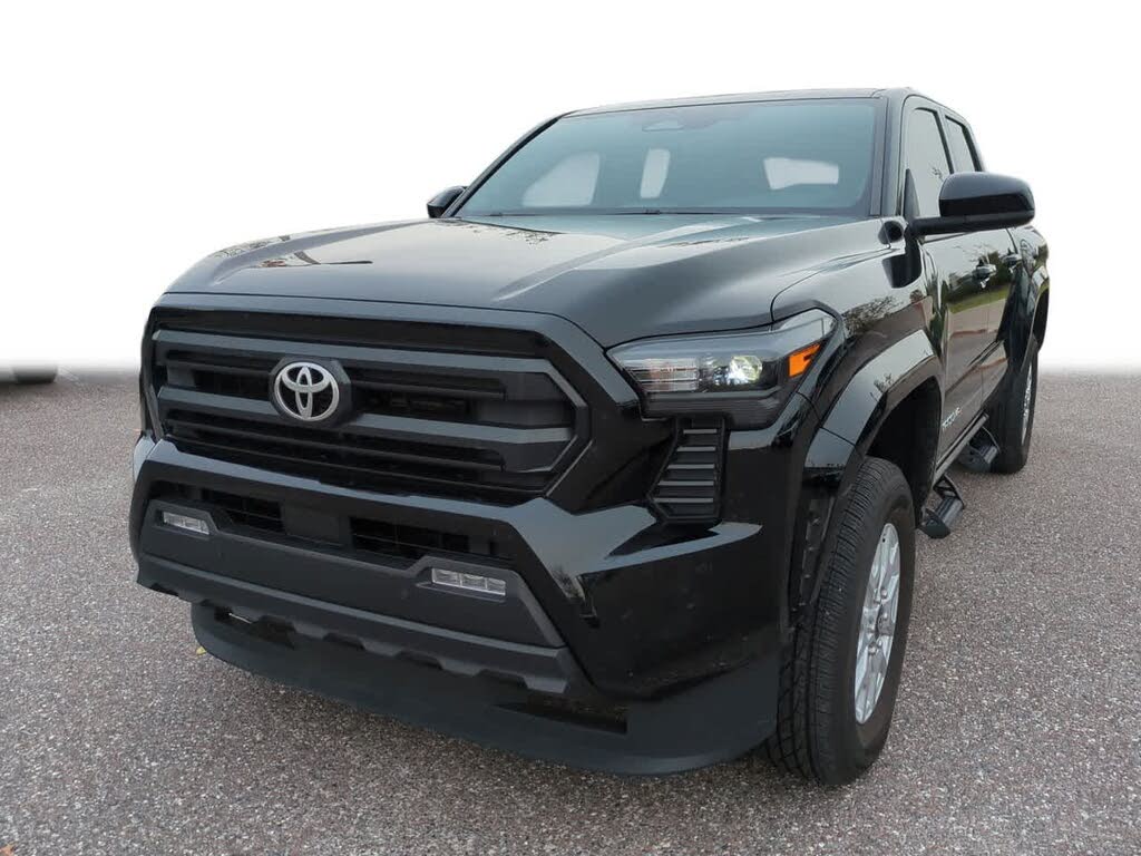 2024 Toyota Tacoma SR5 Double Cab 4WD
