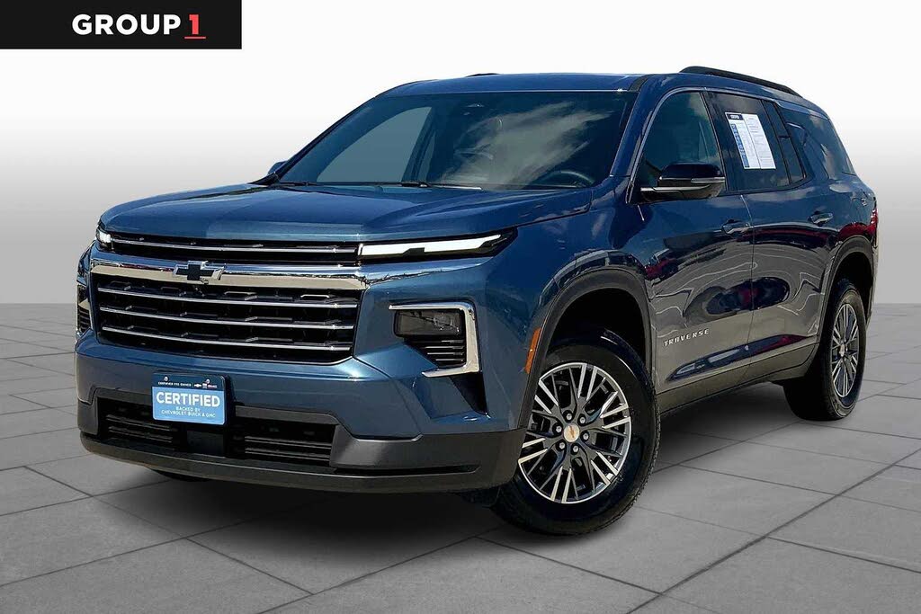 2025 Chevrolet Traverse LT FWD