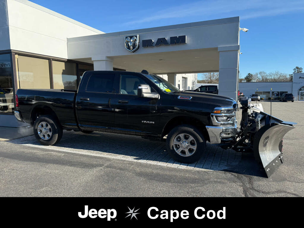 2025 RAM 2500 Big Horn Crew Cab 4WD