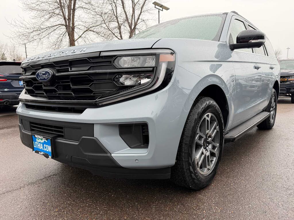 2025 Ford Expedition Active 4WD