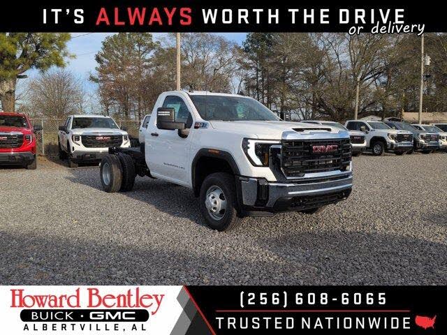 2026 GMC Sierra 3500HD Chassis Pro Regular Cab 4WD