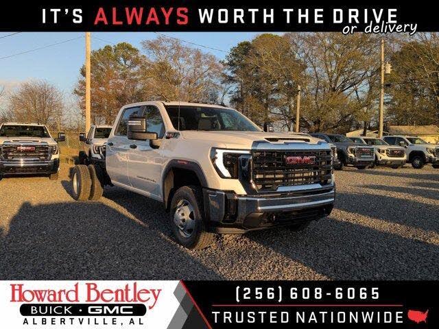 2026 GMC Sierra 3500HD Chassis Pro Crew Cab 4WD