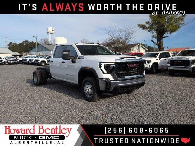 2026 GMC Sierra 3500HD Chassis Pro Crew Cab 4WD