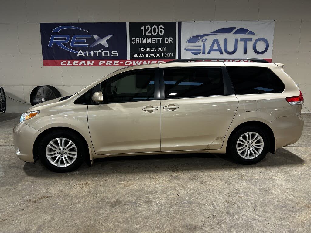 2011 Toyota Sienna 7-Passenger V6 FWD