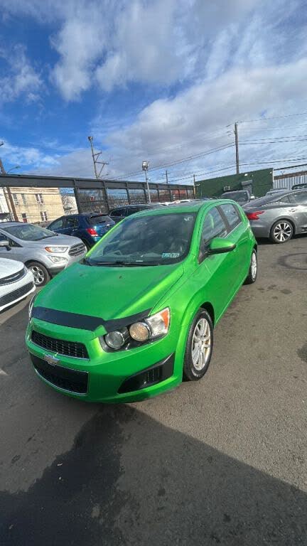 2015 Chevrolet Sonic LT Hatchback FWD