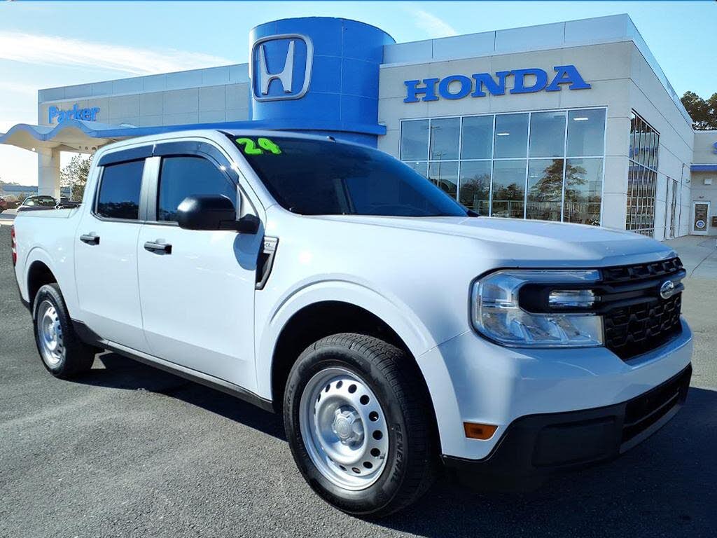 2024 Ford Maverick XL SuperCrew FWD