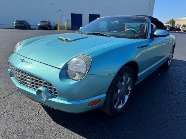 2002 Ford Thunderbird Deluxe RWD