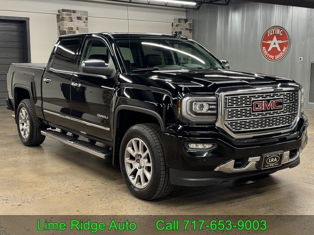 2017 GMC Sierra 1500 Denali Crew Cab 4WD