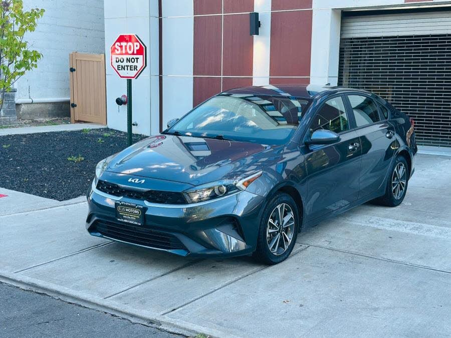 2024 Kia Forte LX FWD