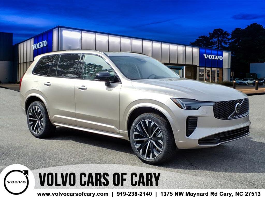 2026 Volvo XC90 B6 Ultra Dark 7-Passenger AWD