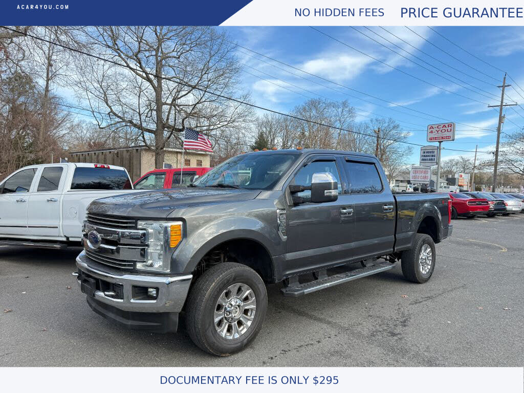 2017 Ford F-350 Super Duty Lariat Crew Cab 4WD