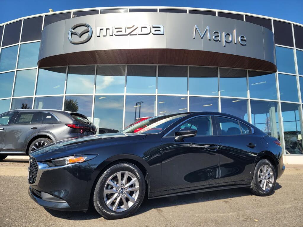 2022 Mazda MAZDA3 Preferred Sedan FWD