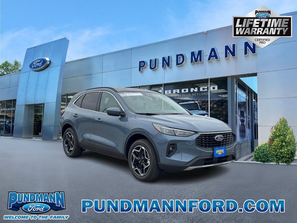 2026 Ford Escape Platinum AWD